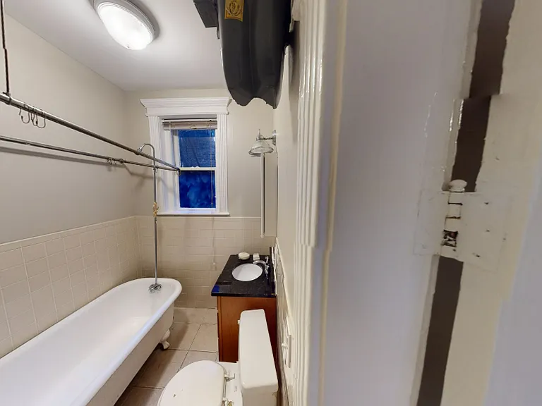 65 Burbank St #21 — Photo 2