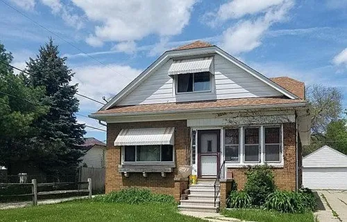 1816 44th St Photo 1