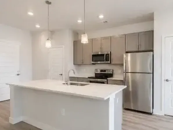 3300 Montrose Blvd, Houston, TX 77006