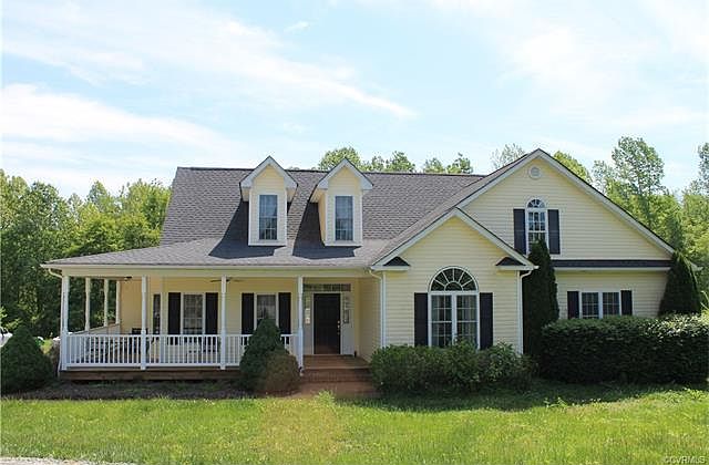 1st image of 16110 Janet Dr