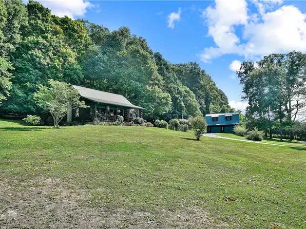 69 Lover Jonestown Rd, Charleroi, PA 15022