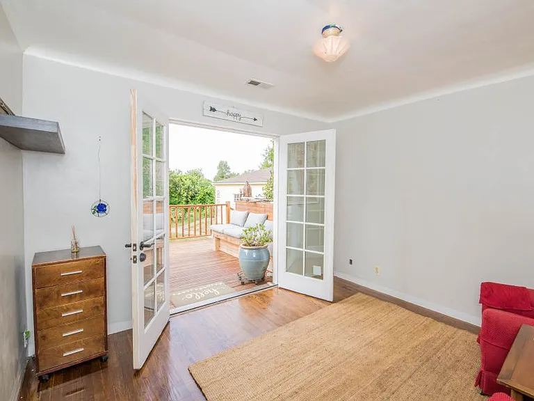 5035 NE Sumner St — Photo 19