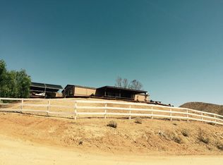 18450 Crestline Dr, Lake Elsinore, CA 92532