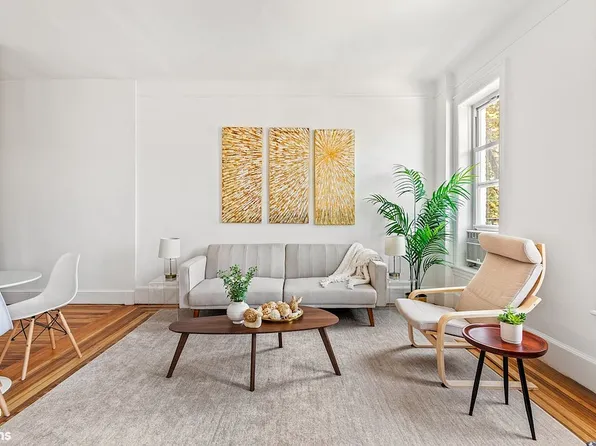 570 44th St APT 6, Brooklyn, NY 11220