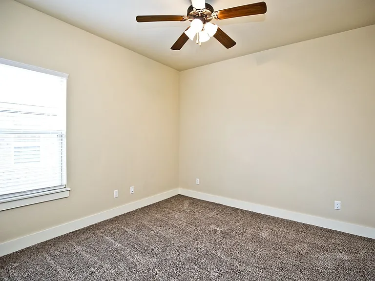 108 Alder St — Photo 18