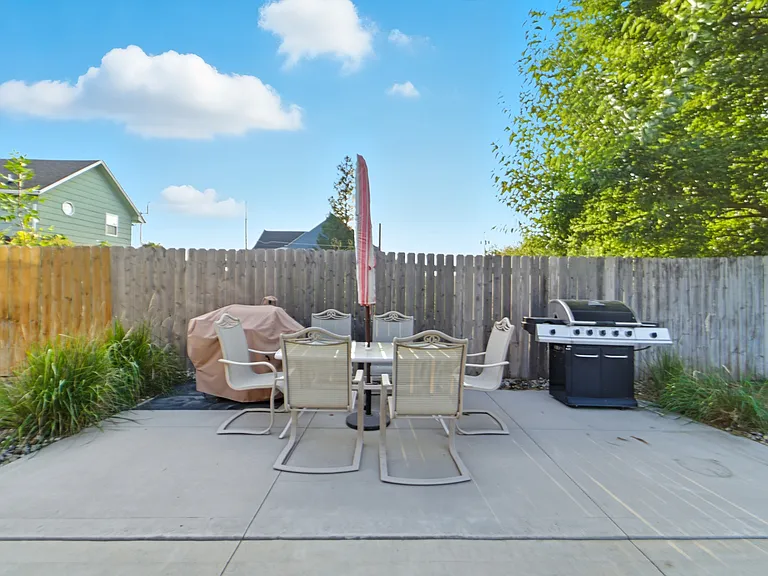 203 3rd St SE #2B — Photo 10