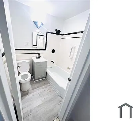 5322 Nelson Ave #2 — Photo 3