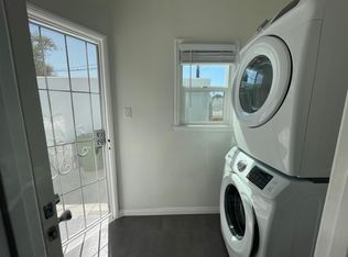 1251 S Muirfield Rd #1, Los Angeles, CA 90019