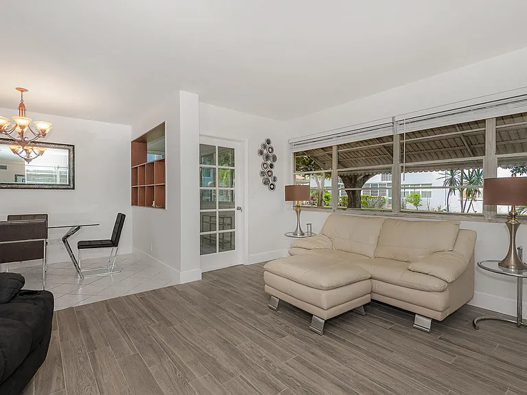 1333 E Hallandale Beach Blvd #101 — Photo 11