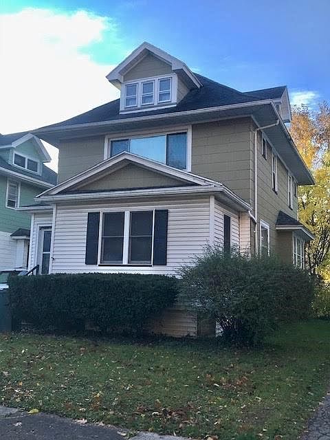 2nd image of 321 Ravenwood Ave