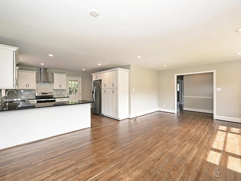 1500 Burnley Rd — Photo 10