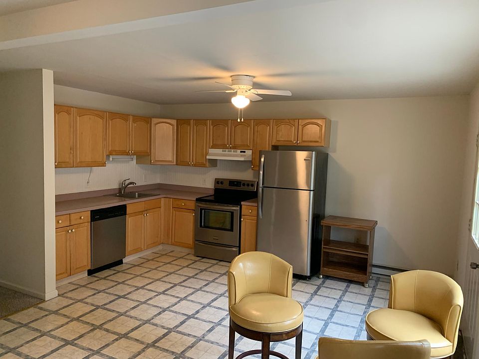 223 Coldstream Rd Phoenixville, PA Zillow