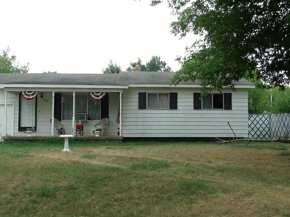 1st image of 2228 E Schumacher St