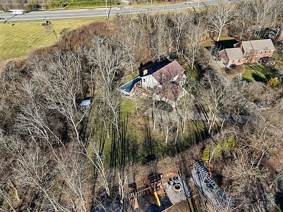 5th image of 7395 Wethersfield Dr
