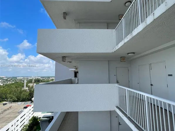 14951 Royal Oaks Ln APT 1708, North Miami, FL 33181
