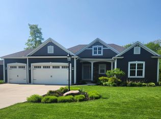 11955 W Barnard Ave, Greenfield, WI 53228
