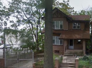 1059 Hunterdon St, Newark, NJ 07112