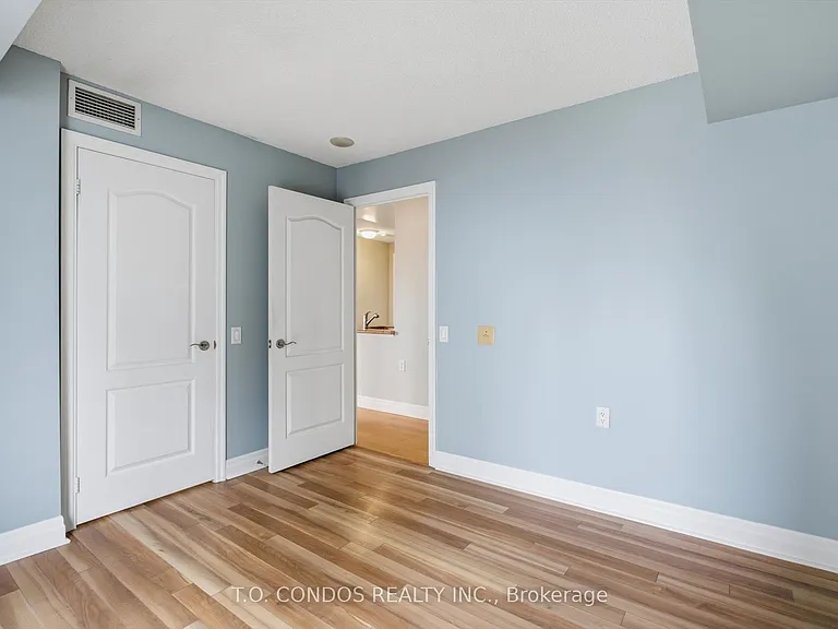21 Hillcrest Ave #601 — Photo 14