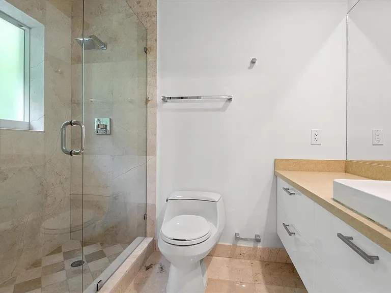 40 Isla Bahia Dr — Photo 22
