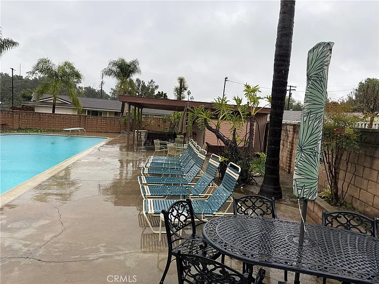 1530 Robin Way — Photo 27
