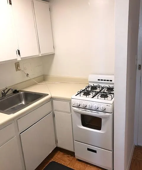 801 N Pitt St #614 — Photo 9