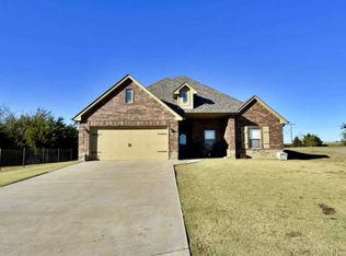 116 NE Blackberry Rd, Elgin, OK 73538