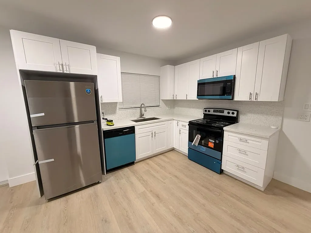 2 bed, 1126 sqft, $2,960 — Photo 3