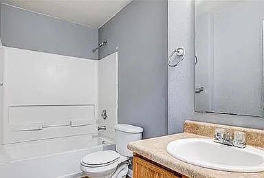 5th image of 4311 Stone Mountain Dr