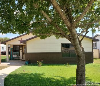 505 Nueces St, Cotulla, TX, 78014