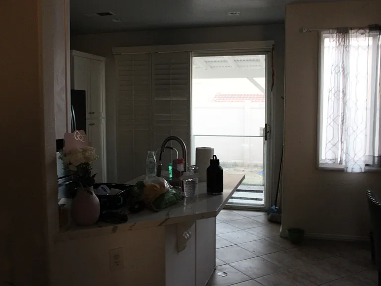 11833 Worcester Dr — Photo 42