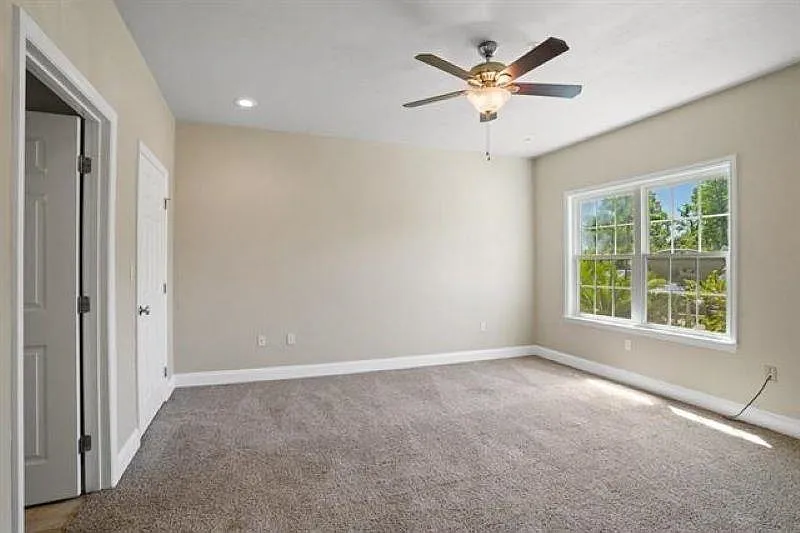 4 bed, 2.5 bath, 1440 sqft, $1,525 — Photo 4