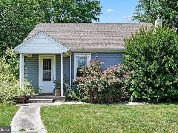 21 Oak St, York, PA 17402