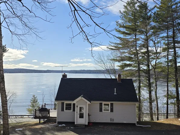 237 N Dexter Road, Dexter, ME 04930