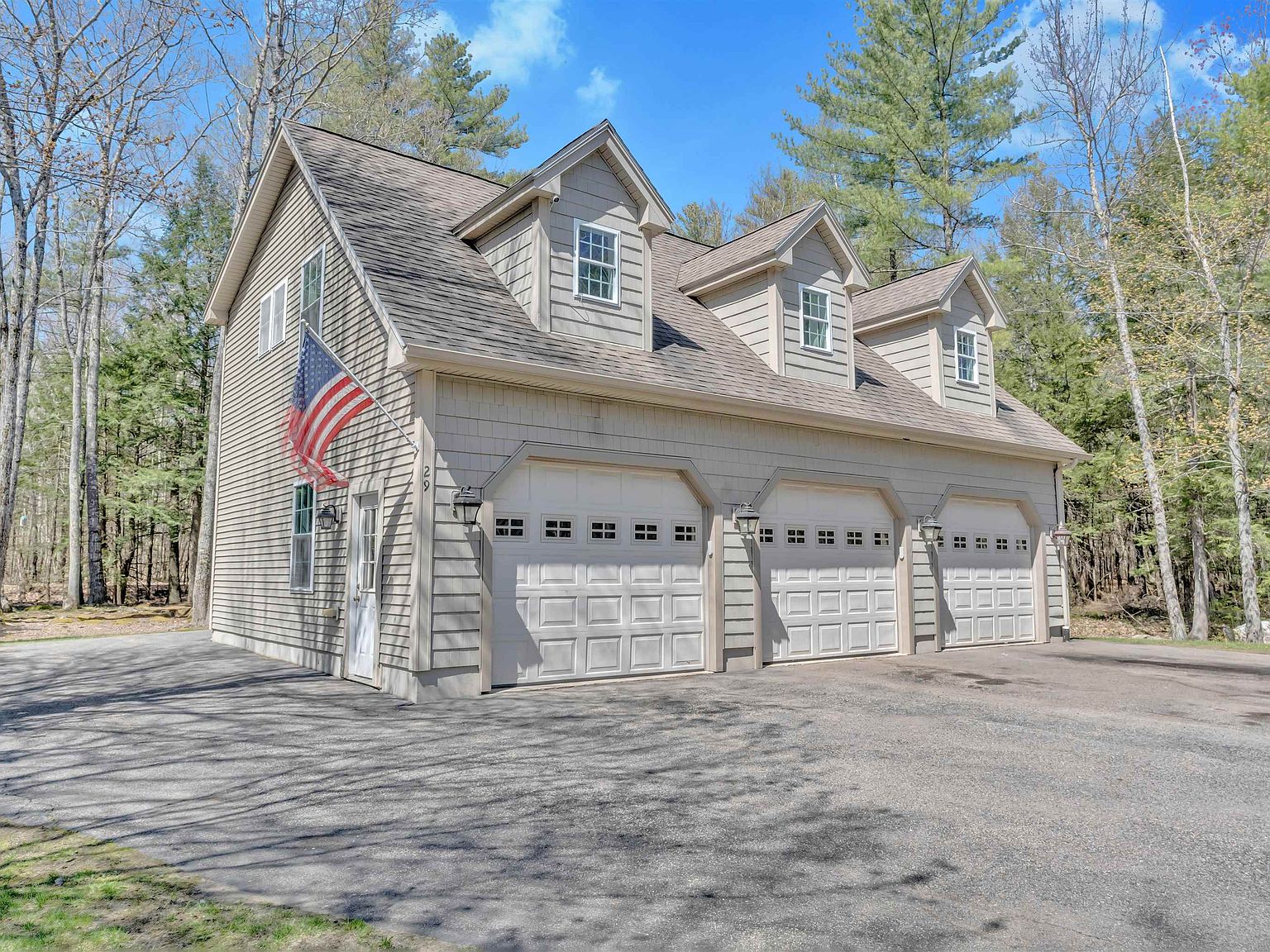 29 Rankin Street, Springvale, ME 04083 Zillow