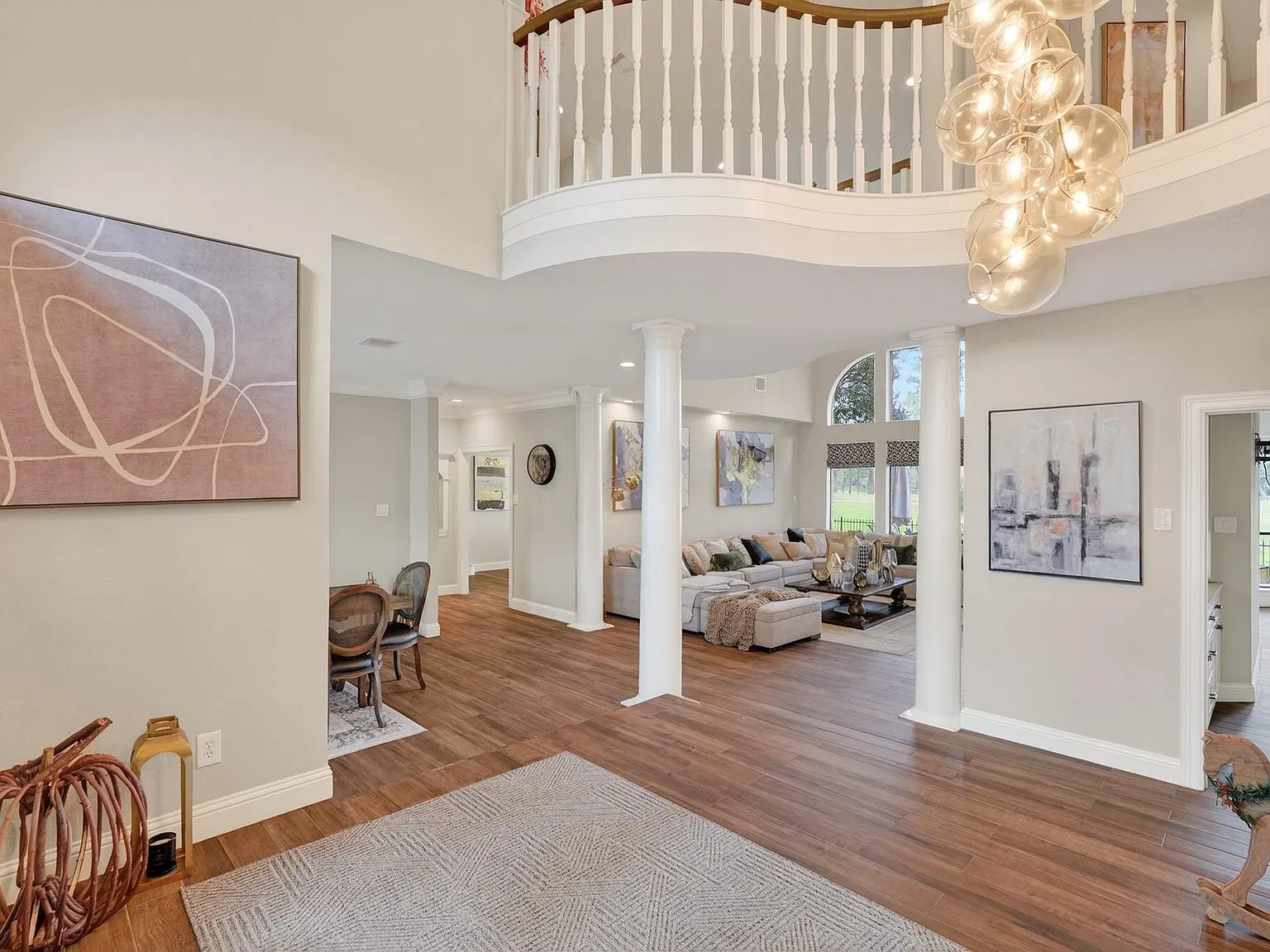 5 bed, 3.5 bath, 5474 sqft, $6,950 — Photo 4
