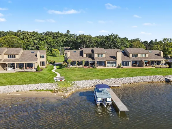 15768 N Prospect Point Dr #13, Spring Lake, MI 49456