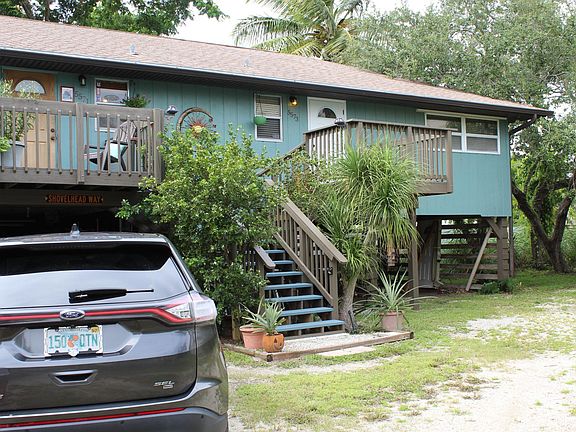 2nd image of 5571 Palmetto St #5573