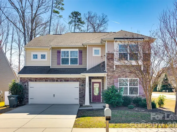 3000 Sewee Ln, Waxhaw, NC 28173
