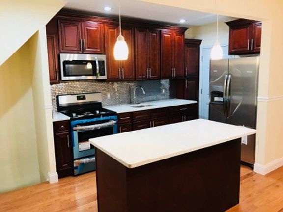2nd image of 11469 202nd St