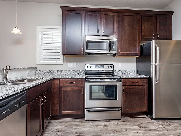2071 SW Cascade Falls Dr — Photo 3