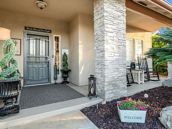 5th image of 1543 E Beech Drive