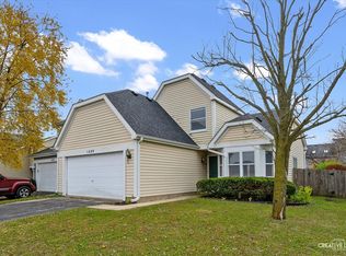 1489 N Pembroke Dr, South Elgin, IL 60177