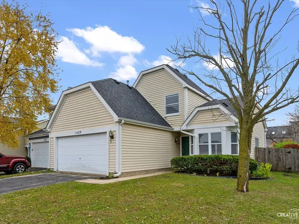 1489 N Pembroke Dr, South Elgin, IL 60177