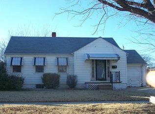 951 N Old Manor Rd, Wichita, KS 67208