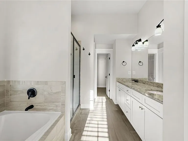 2439 Muirfield Pl — Photo 25