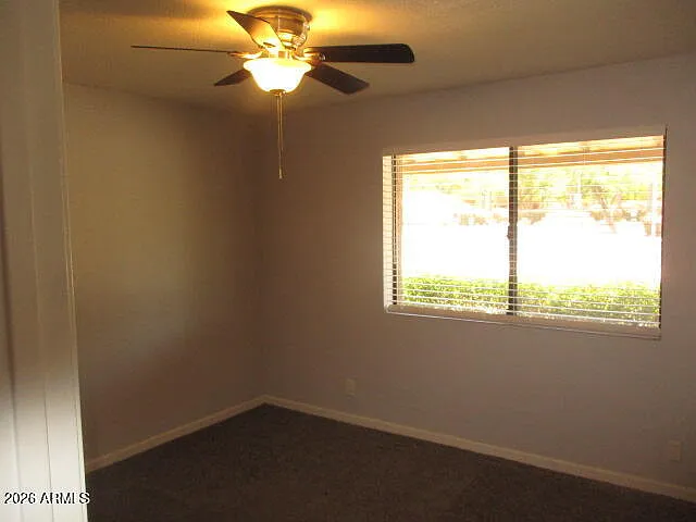 822 W Knox Rd — Photo 5