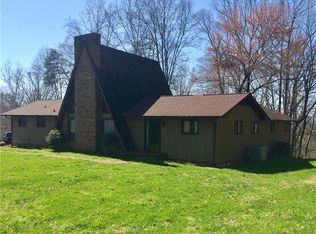 2241 S Main St, Mount Airy, NC 27030