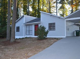 1047 Wayne Dr, Snellville, GA 30078
