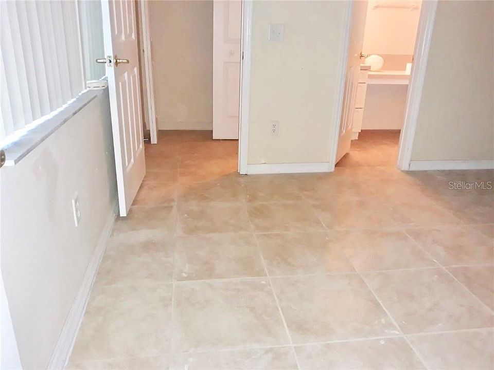 2nd image of 2817 Fan Palm Dr