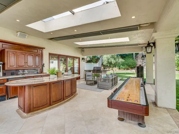 939 Calle Santa Cruz, Encinitas, CA 92024